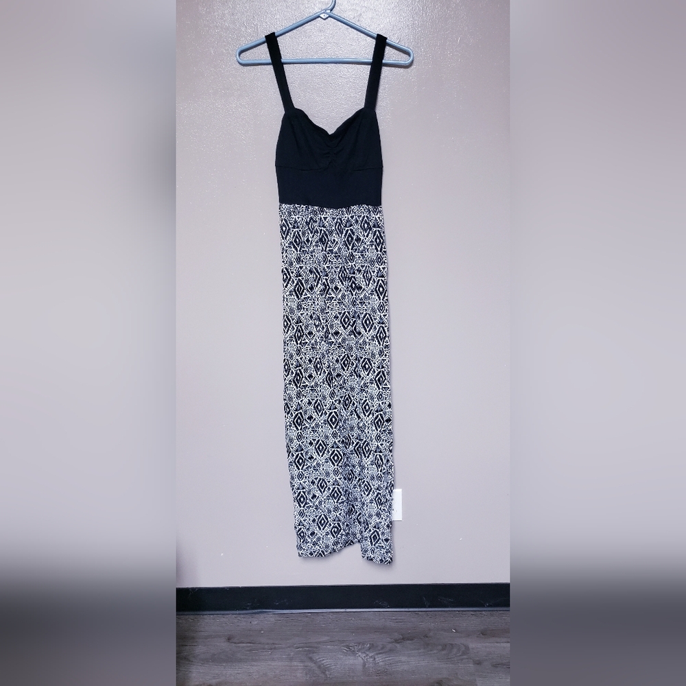 Mudd maxi dress size medium